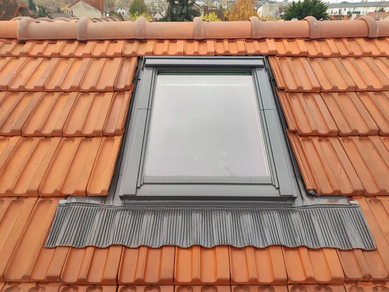 Pose fenêtre de toit Velux à Villemomble